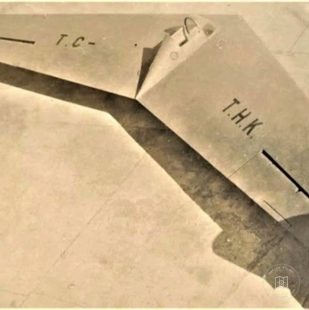 THK-13 uçan kanat planörü