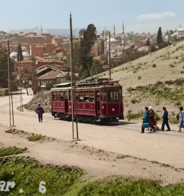 A tram in Bağlarbaşı, Üsküdar, 1943