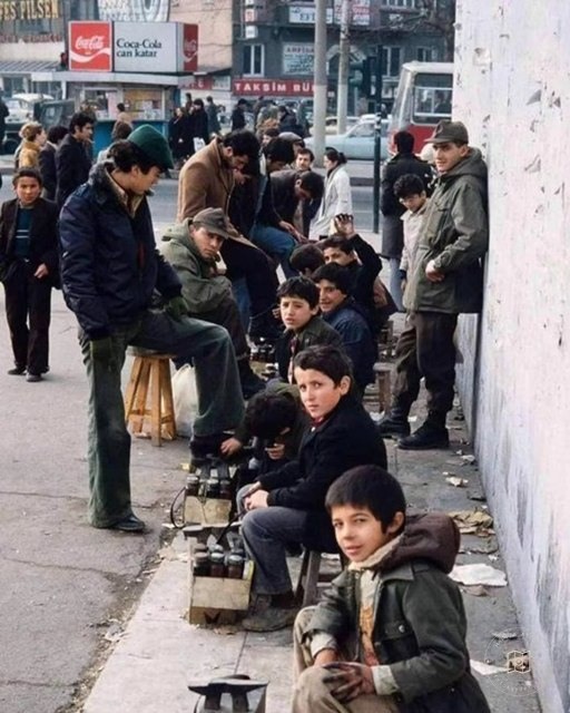 Street scenes in Istanbul, 1980–1990