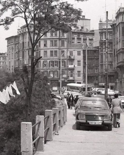 Refik Saydam Street in Şişhane, 1980s