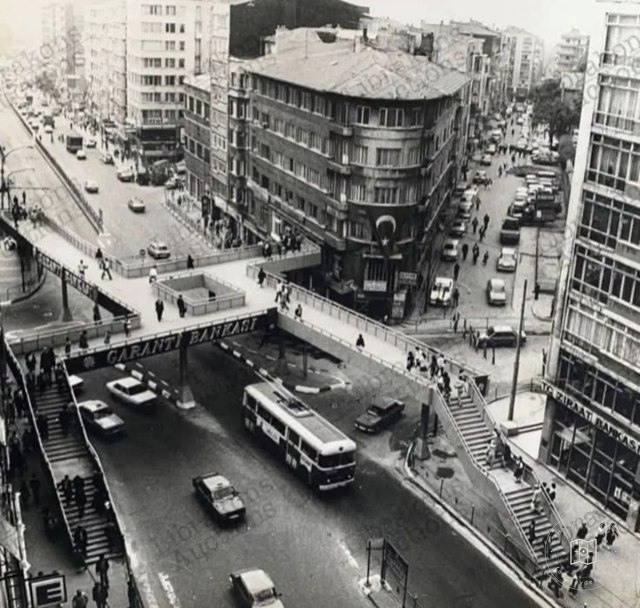 A pedestrian overpass in Osmanbey, 1980s