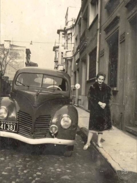 Minibus driver Hacer Yalçın, 1962