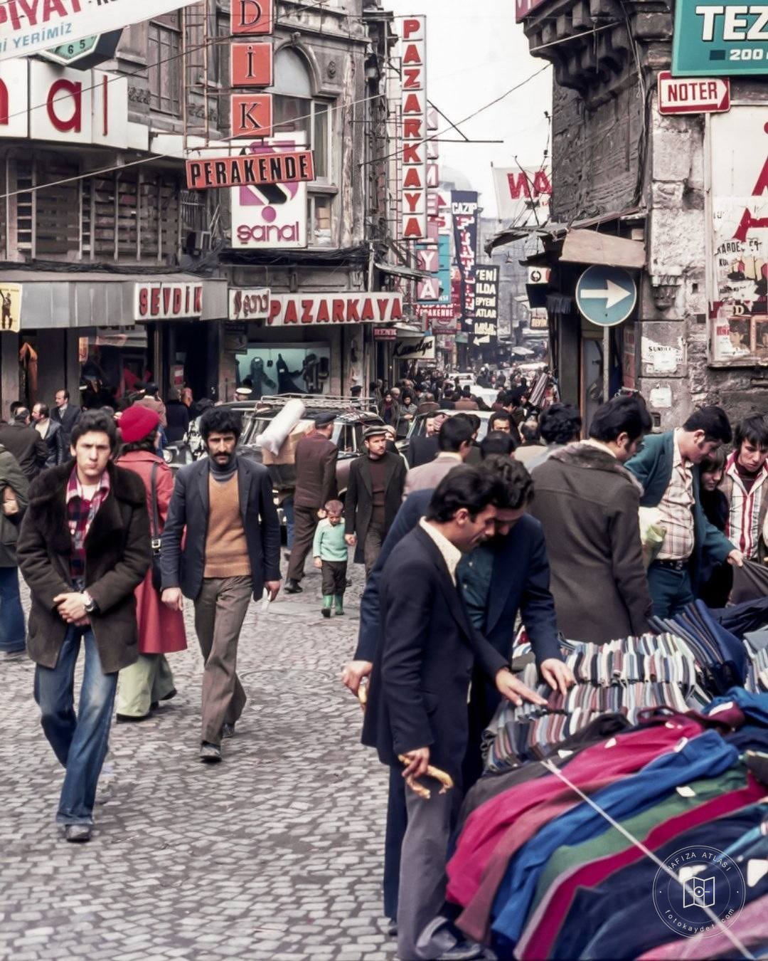 Mahmutpaşa and Sultanhamam, 1974