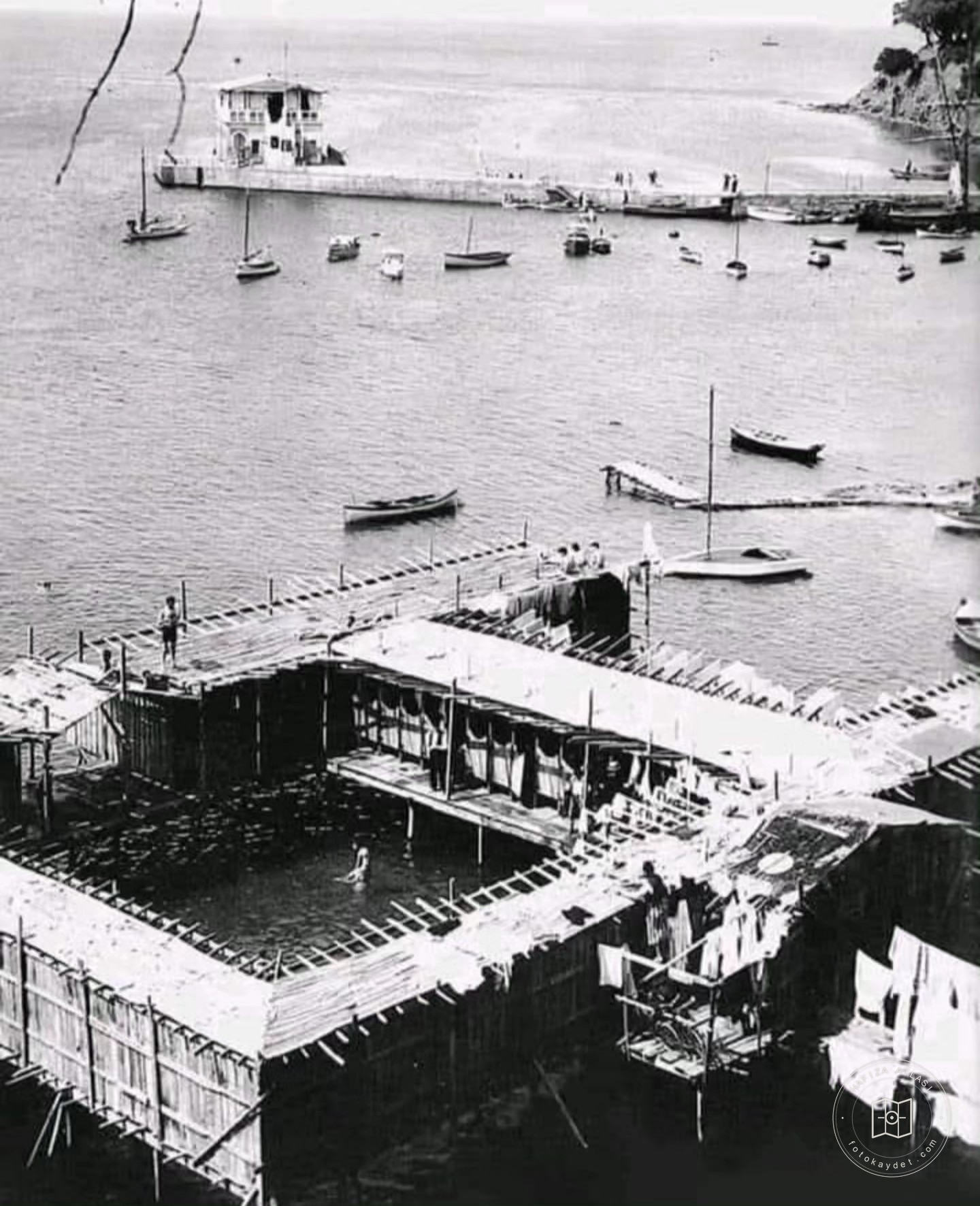 Moda Beach and Moda Pier