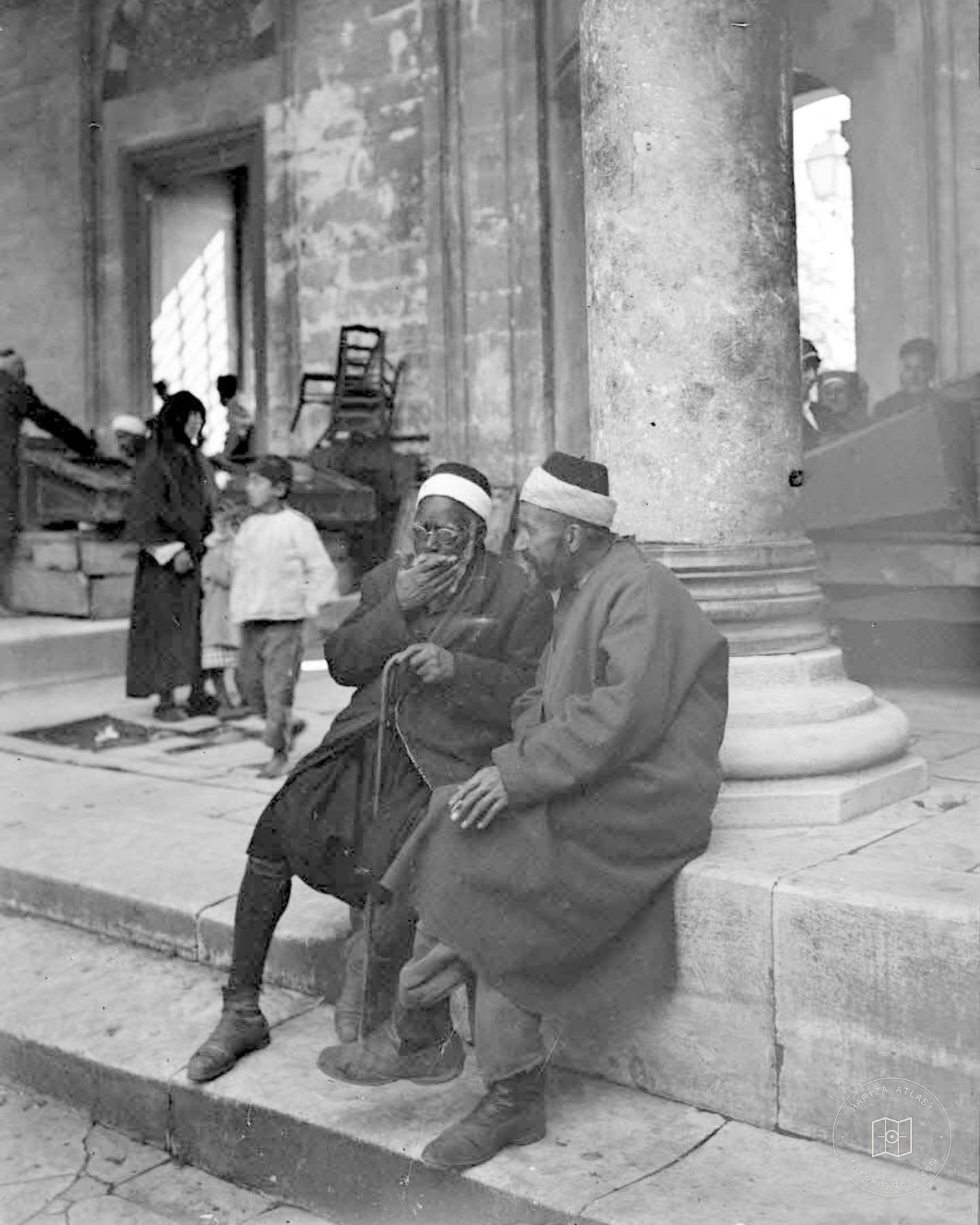 People in Istanbul, 1918