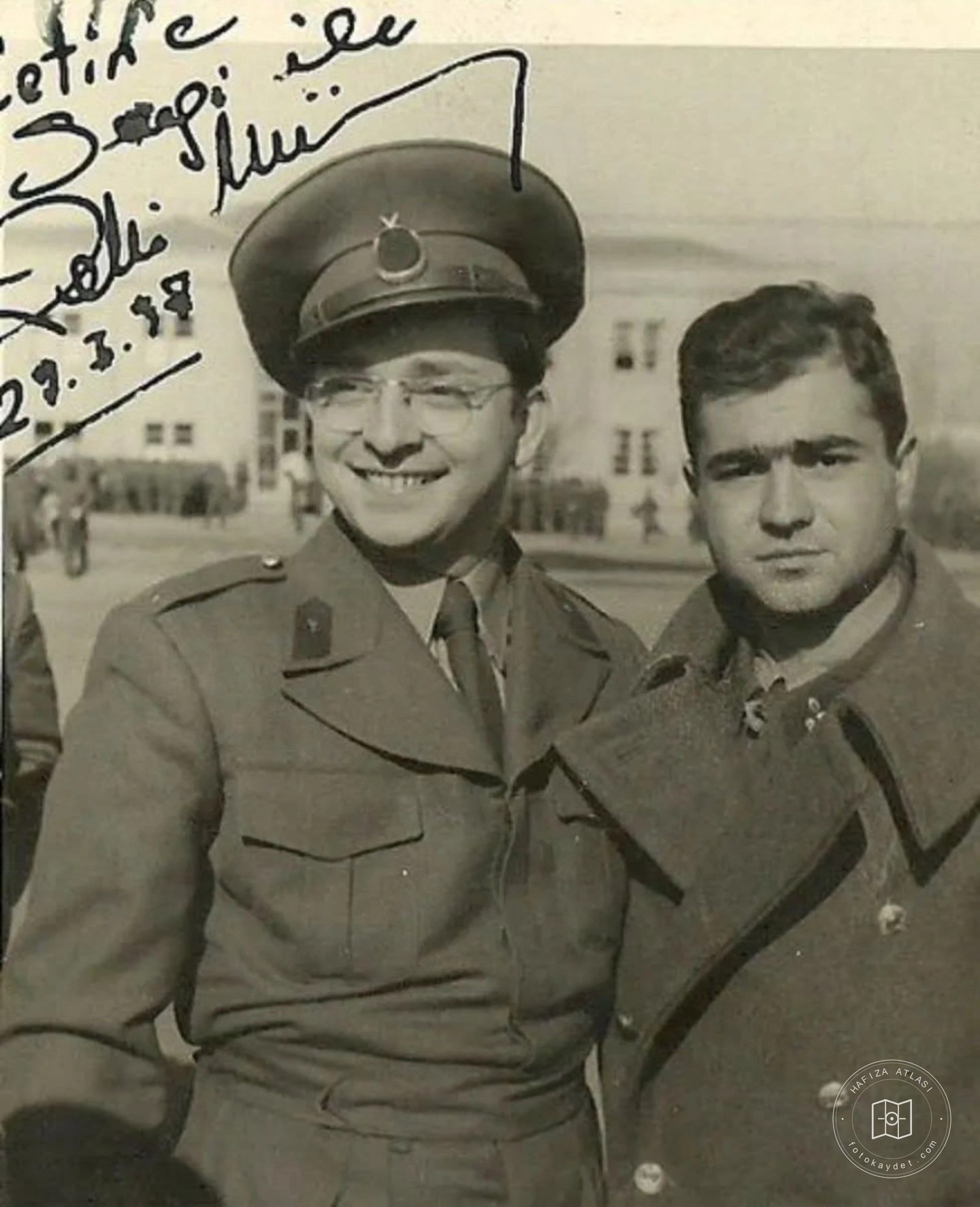 Zeki Müren askerlik döneminde, Ankara, 1957