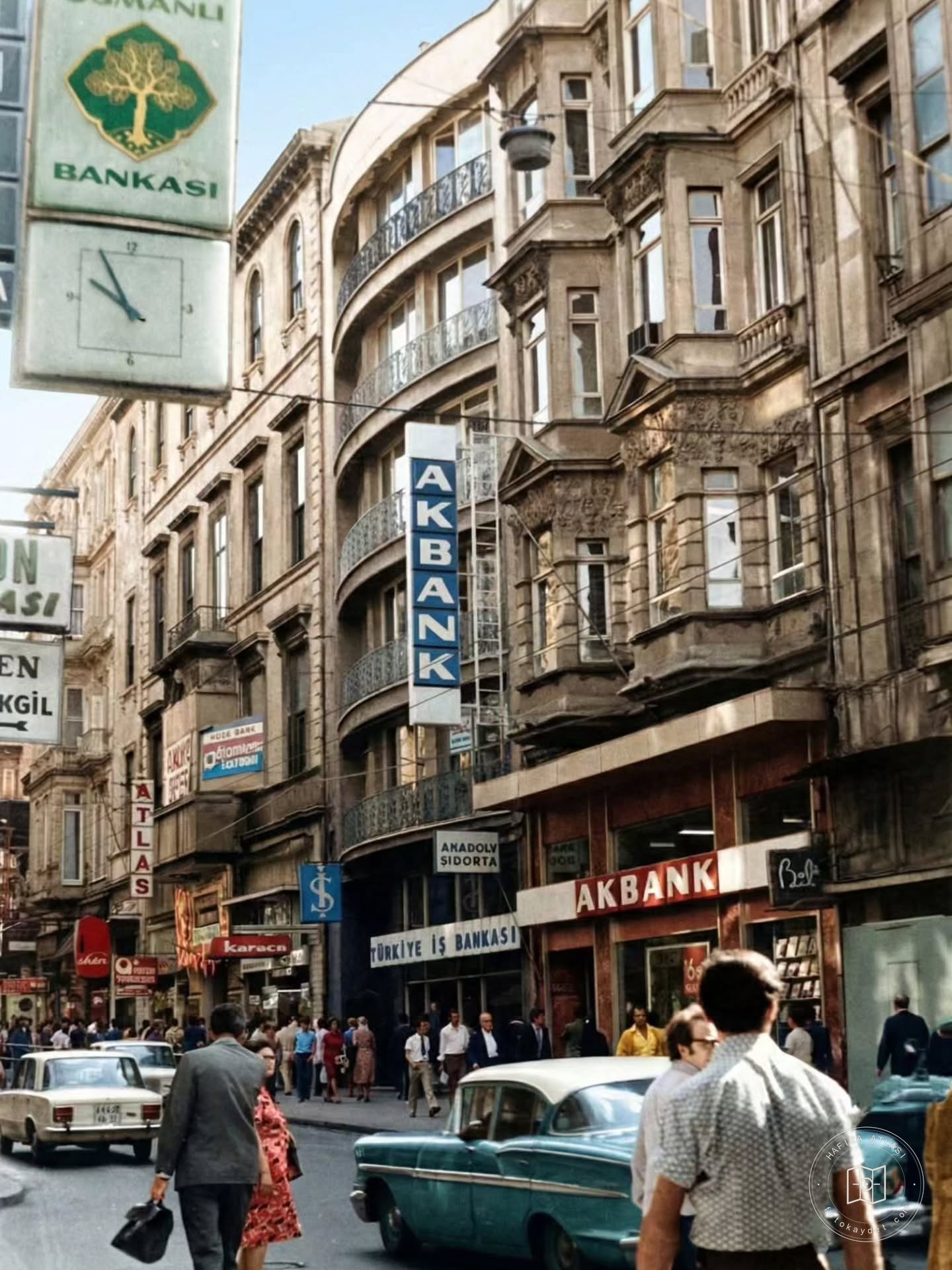Santral Han and Atlas Cinema on İstiklal Avenue, 1970s