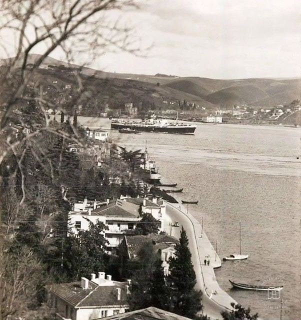 Bebek, 1942