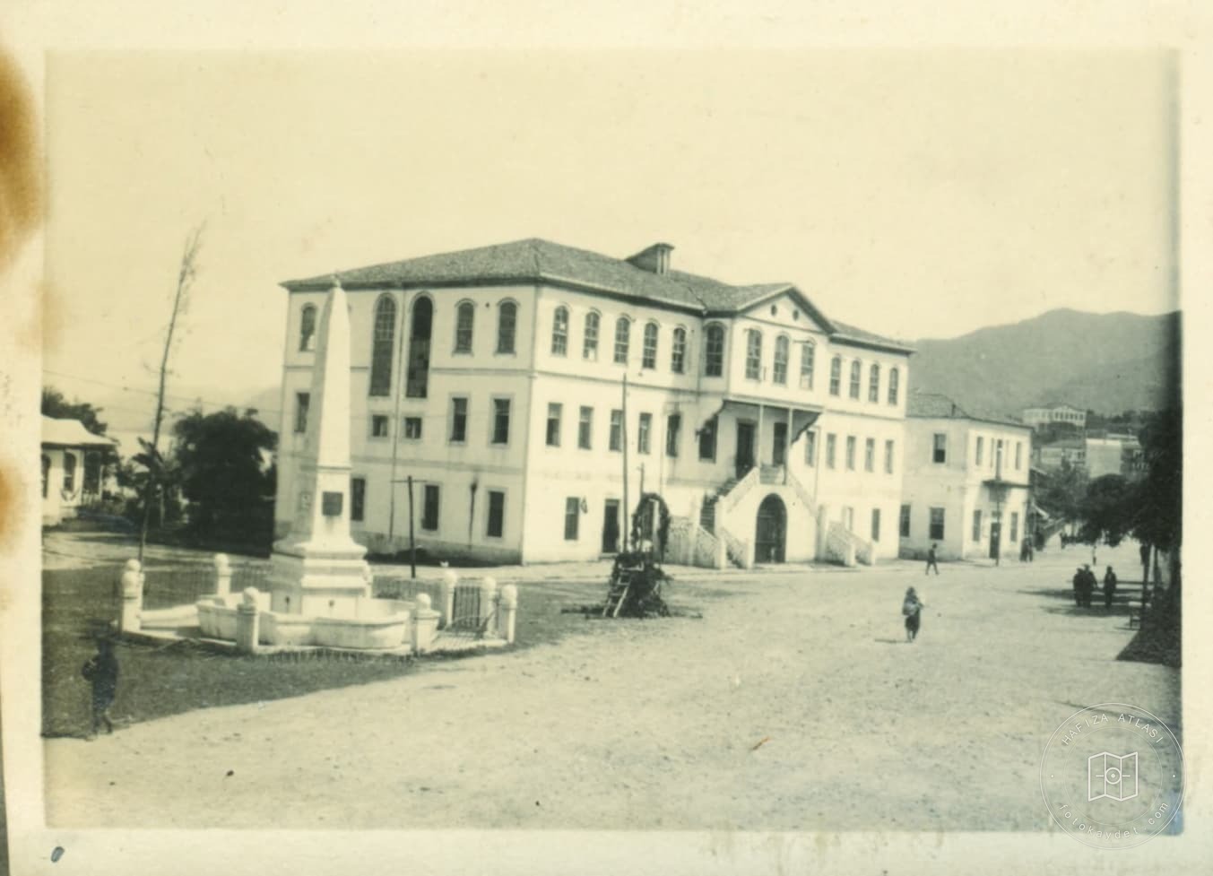 Views of Rize, 1925–1960