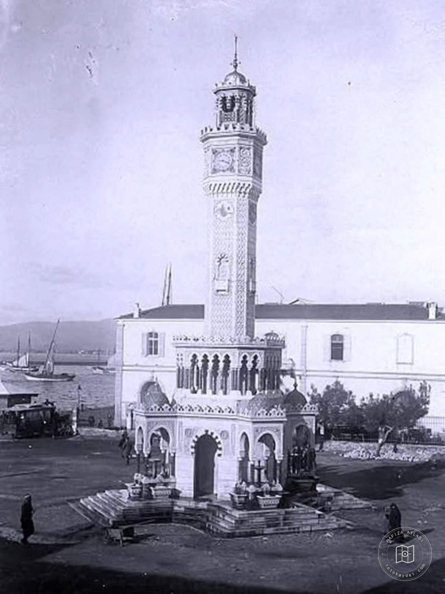 İzmir Saat Kulesi, 1912