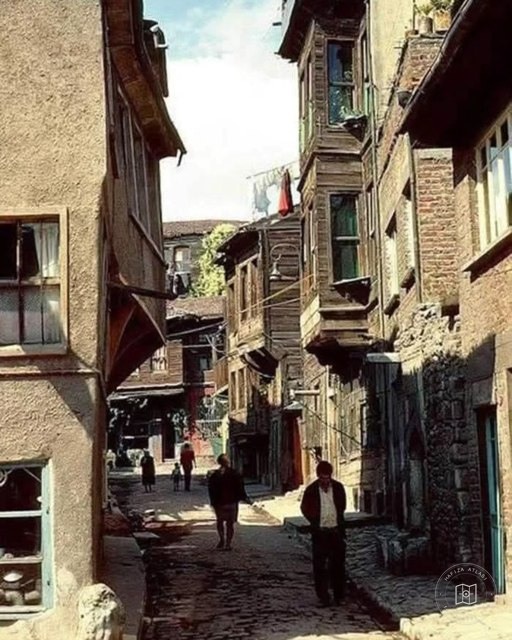 Şair Mehmet Efendi Street in Küçük Ayasofya, 1970