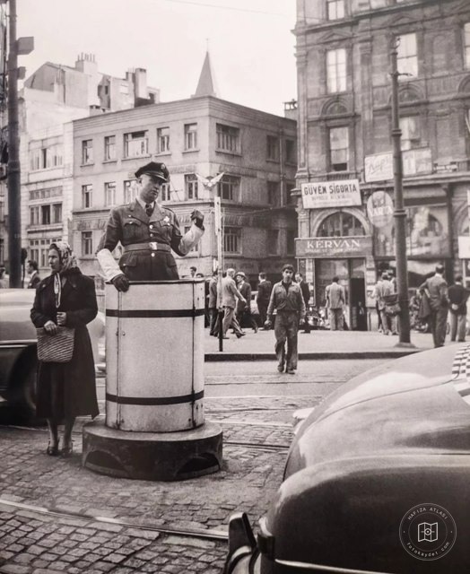 İstiklal Avenue, 1964