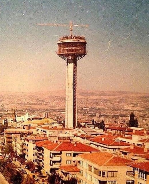 Ankara’da Atakule ve kent görünümü