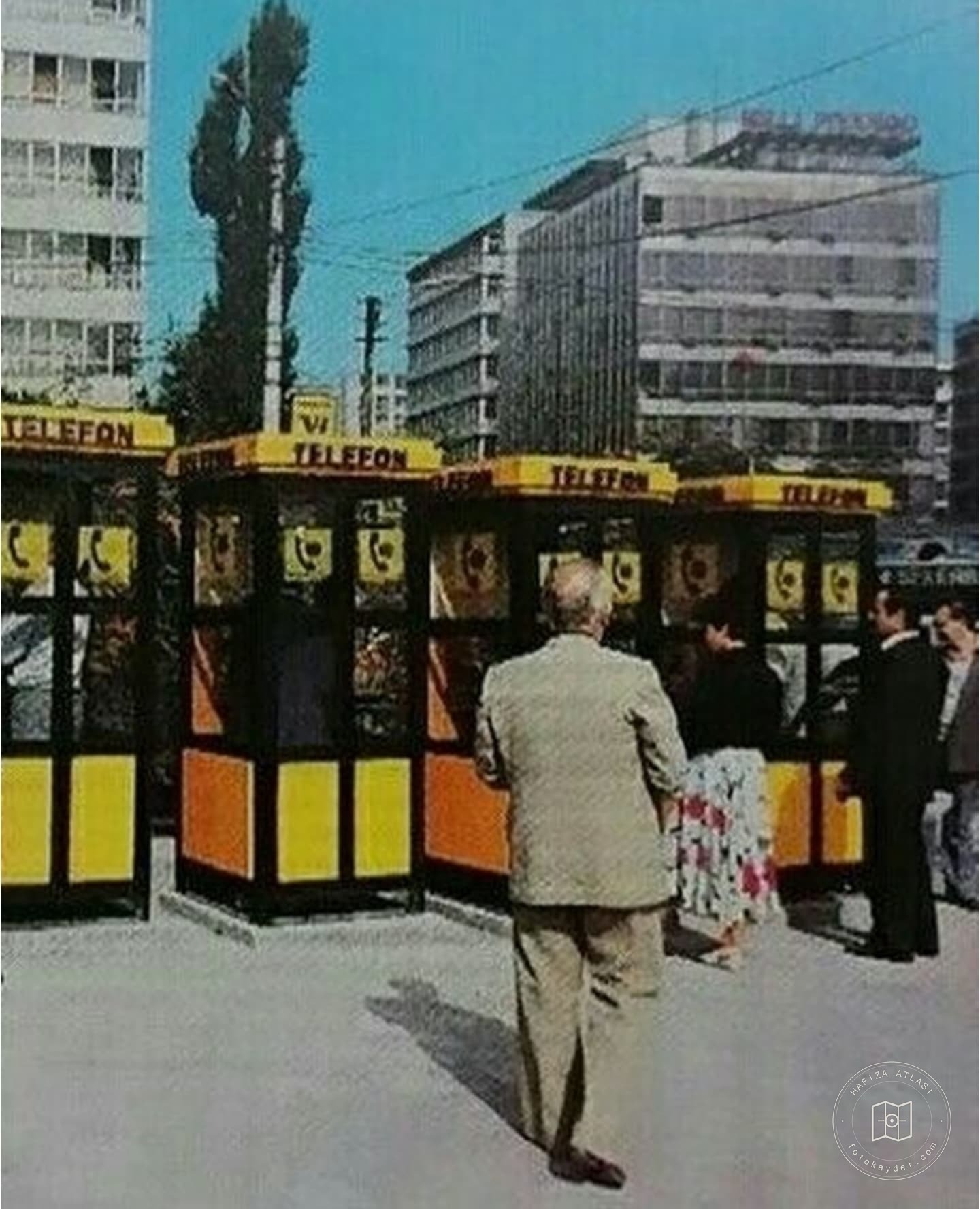 Ankara’da telefon kulübeleri