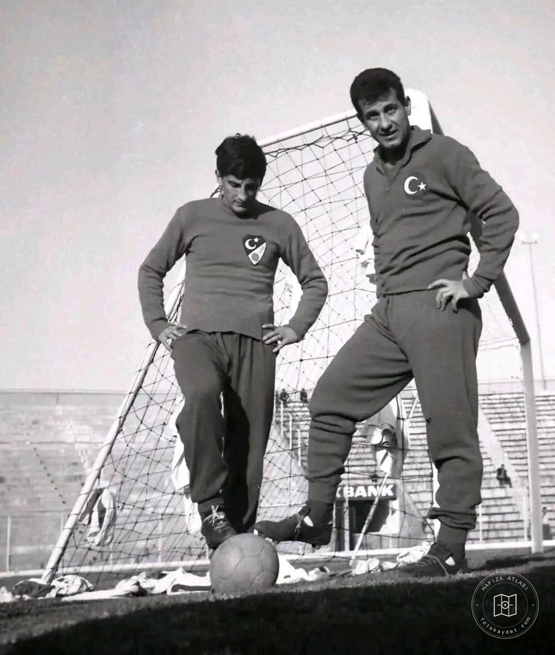 Can Bartu and Metin Oktay at the national team training camp, 1963