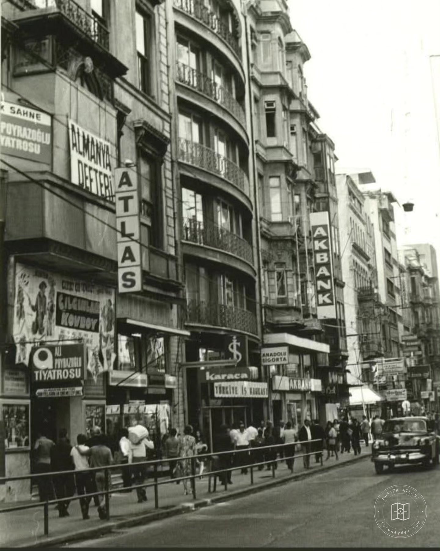 Atlas Cinema, İstiklal Avenue, 1970s