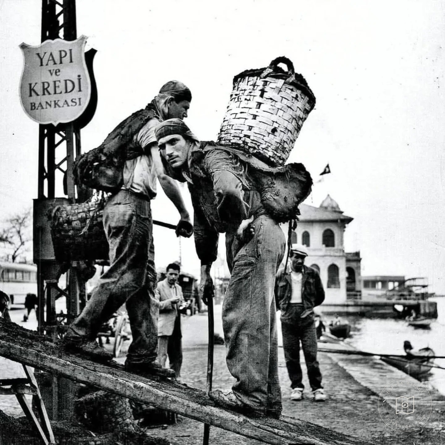 Two porters at Kadıköy Pier, 1964