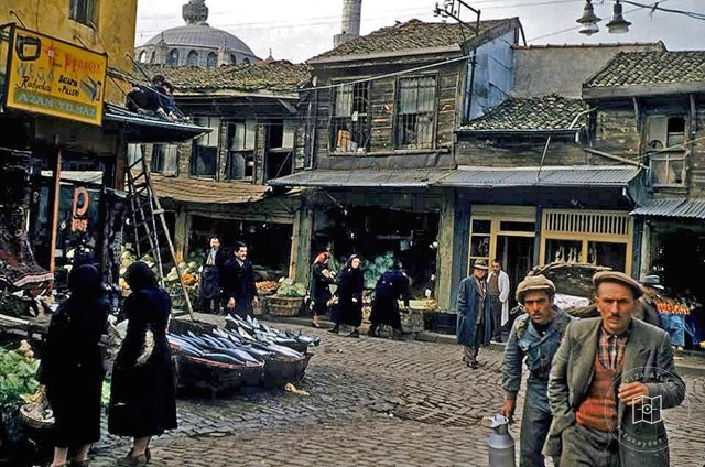 The fish market in Üsküdar, 1965