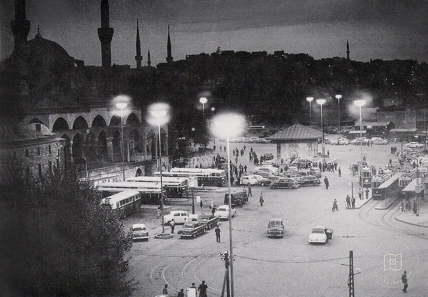 Üsküdar’da gece, 1958