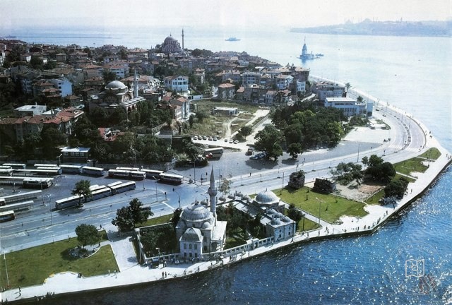 Üsküdar kıyısı, 1995