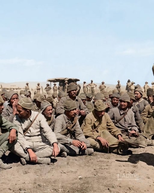 Ottoman soldiers captured by the British army