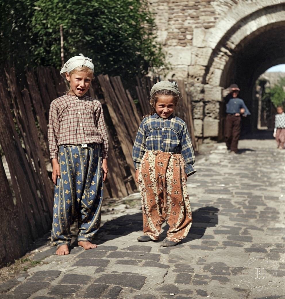 Two girls on Ada Kaleh