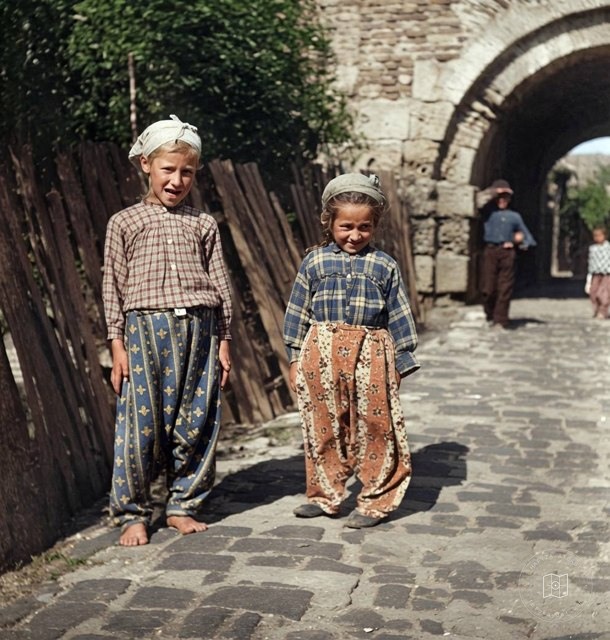 Two girls on Ada Kaleh
