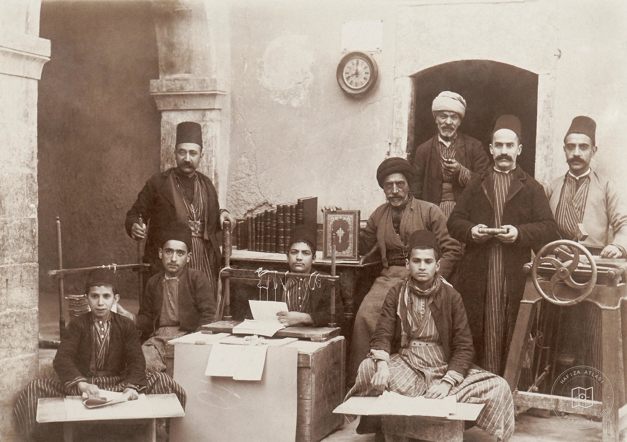 Musul'da cilt atölyesi, 1890