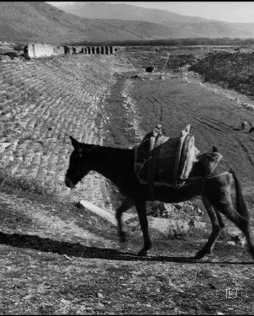 Ara Güler's photographs of Geyre