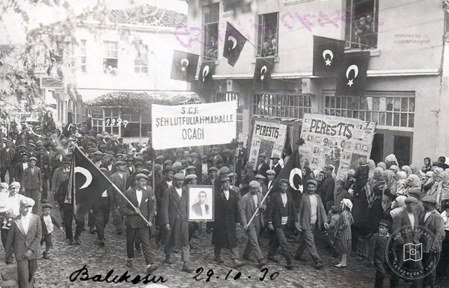 Balıkesir'de Serbest Fırka taraftarları, 1930