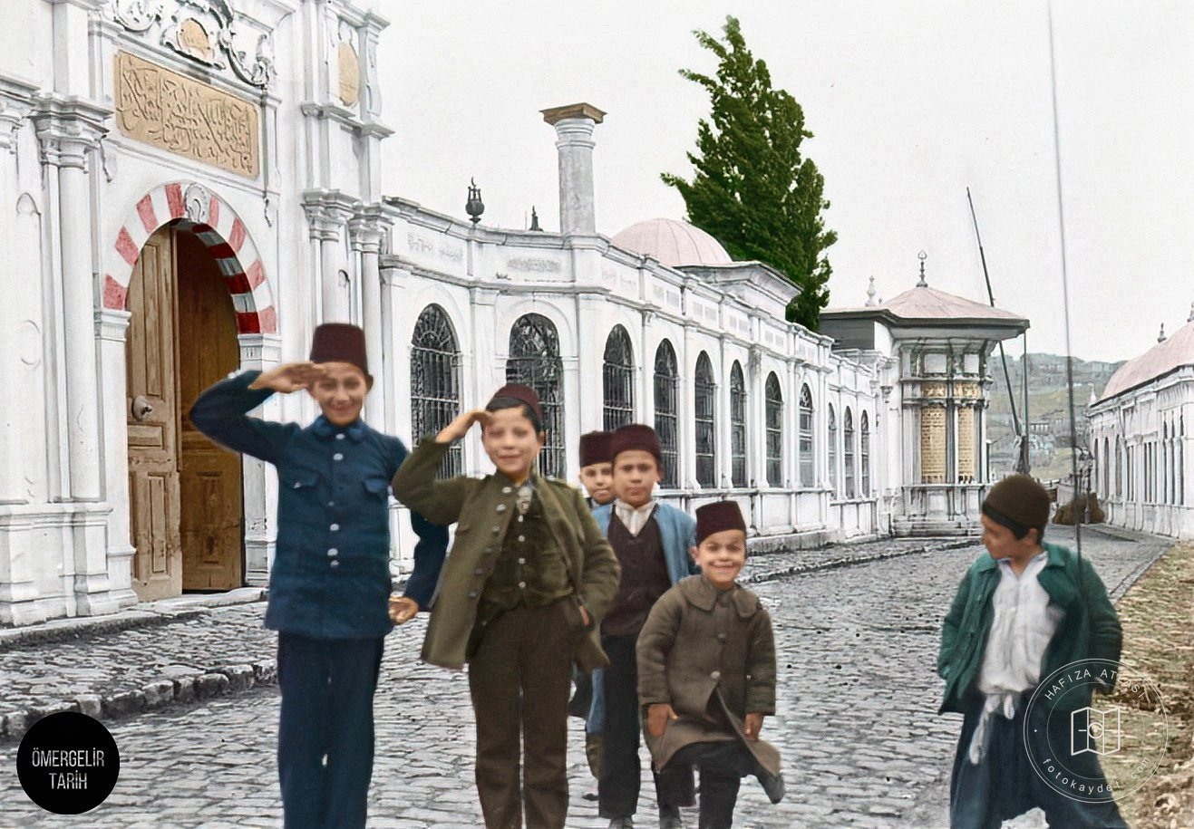 Children in Eyüp in the early 1900s