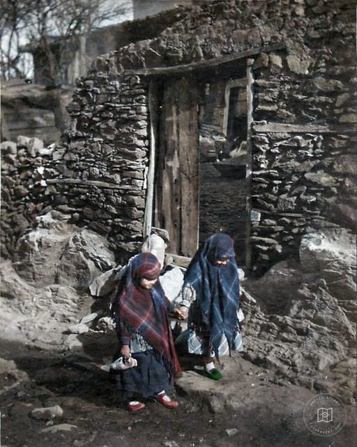 Two Turkish girls walking hand in hand in Thessaloniki, 1917