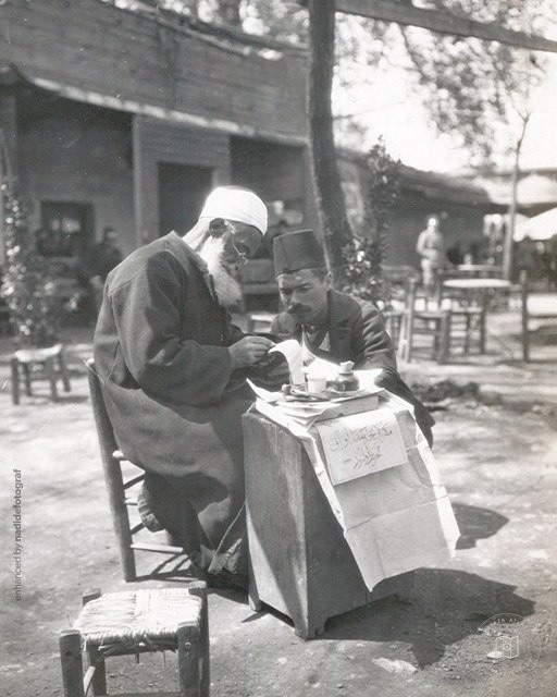 A petition writer, 1914–1918