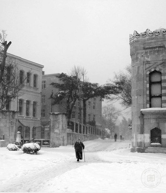 Beyazıt on a snowy day