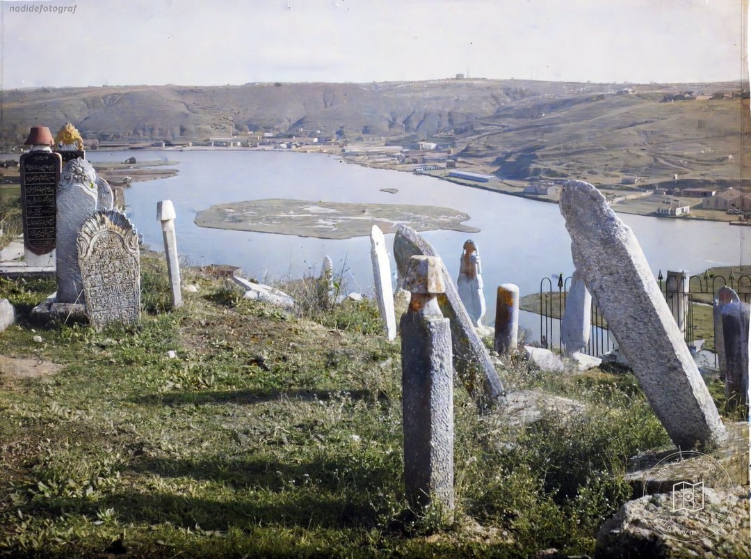 A waterfront viewed from a cemetery, 10 November 1922
