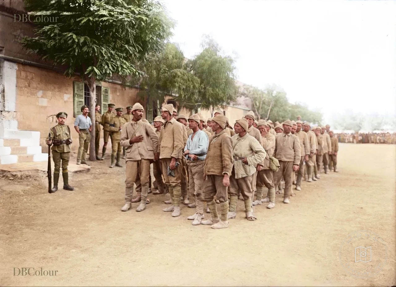 Ottoman prisoners of war in Jerusalem, 1917
