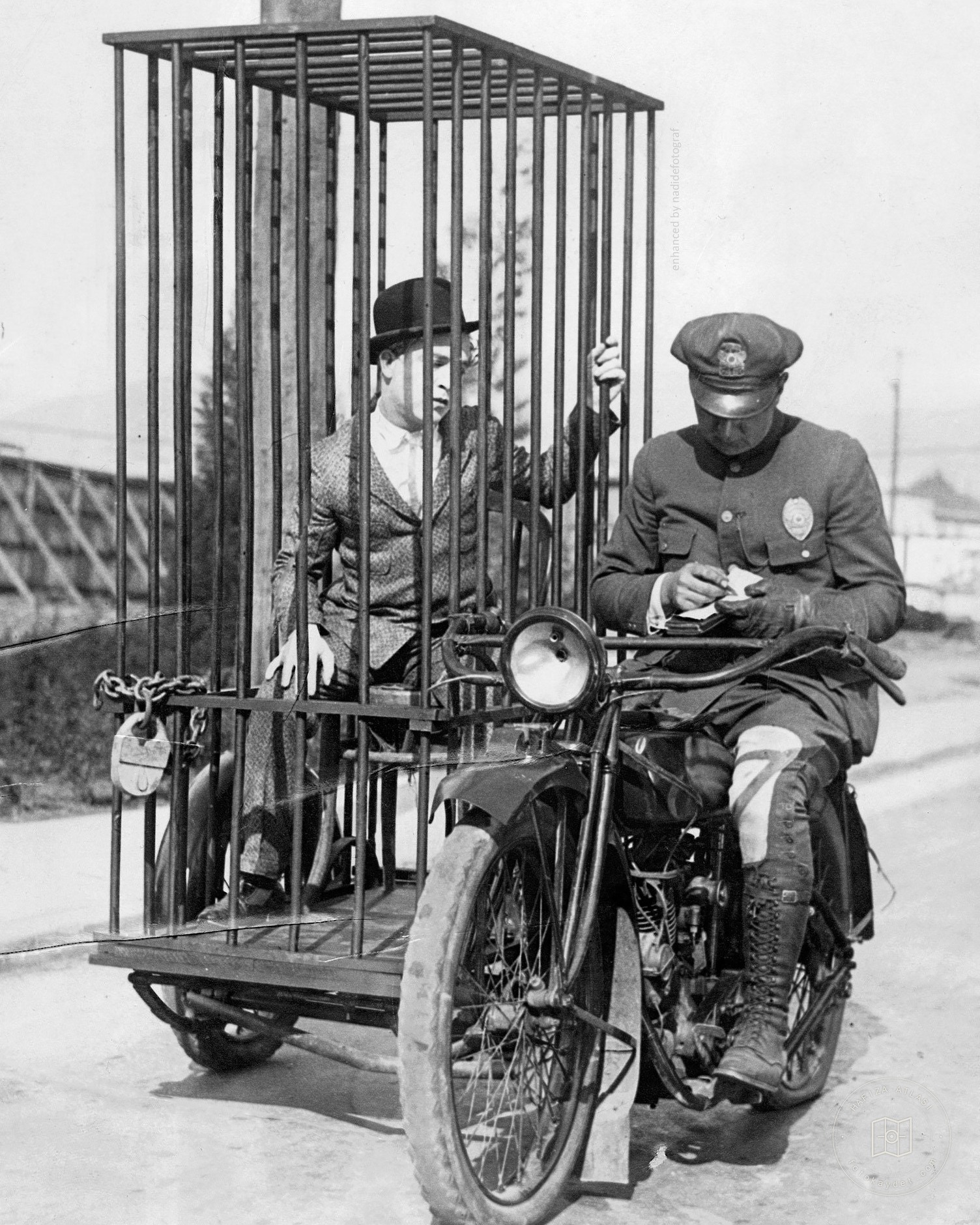 A police officer transporting a prisoner by motorcycle in Los Angeles, 1924