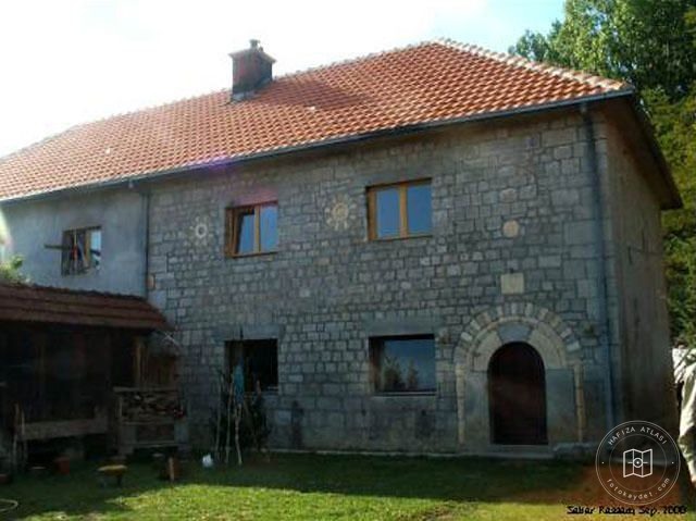 Istok — N.A.Shatri Kule Evi
