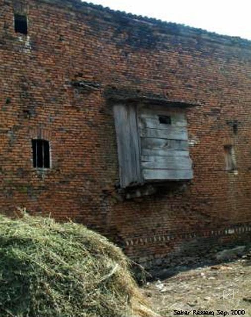 Istok — C.A.Ahmetaj Kule Evi