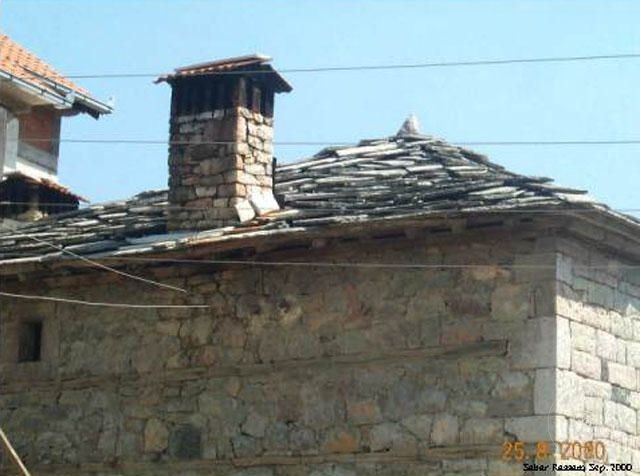 Klina — H.Maxharraj Kule Evi