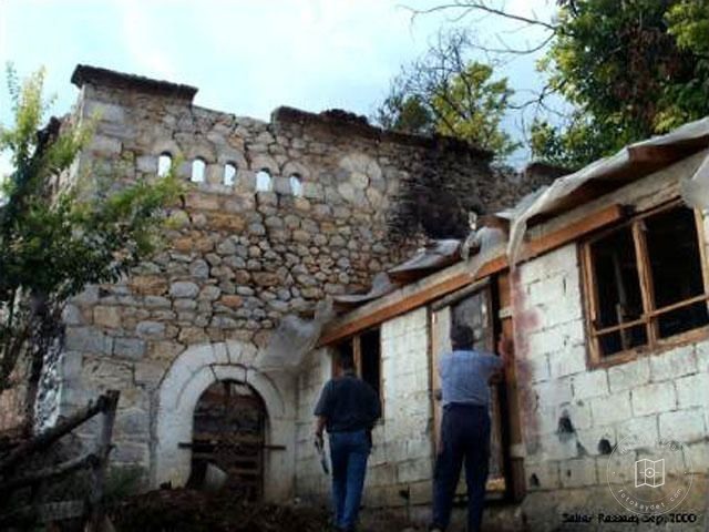 Istok — J.M.Idrizaj Kule Evi