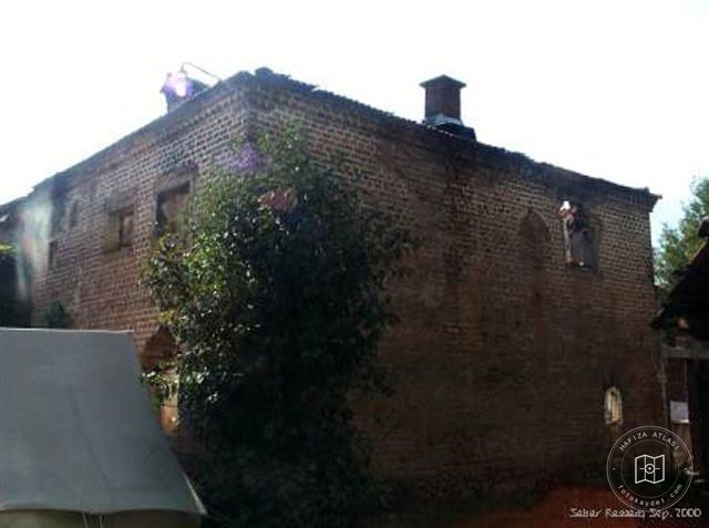 Istok — S.Shatri Kule Evi
