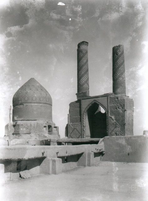 Isfahan — Achamoglan Mausoleum