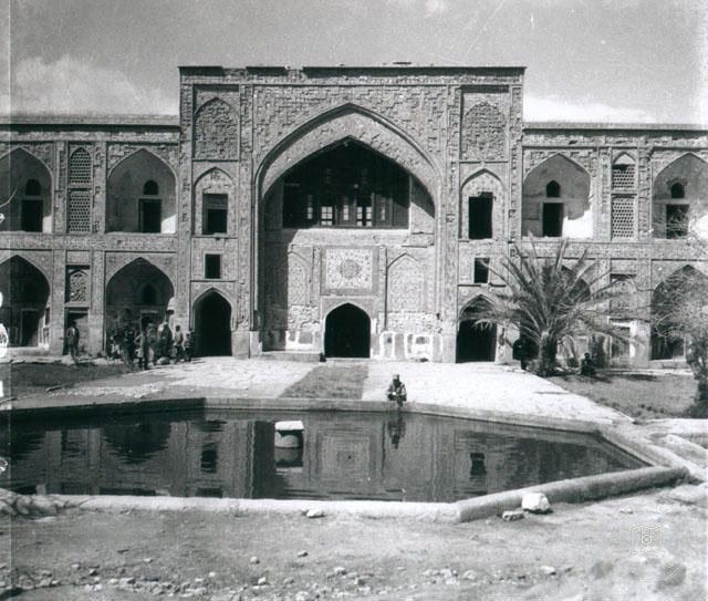 Şiraz — Han Medresesi