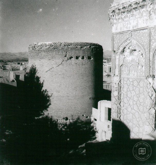Meraga — Yuvarlak Kümbet