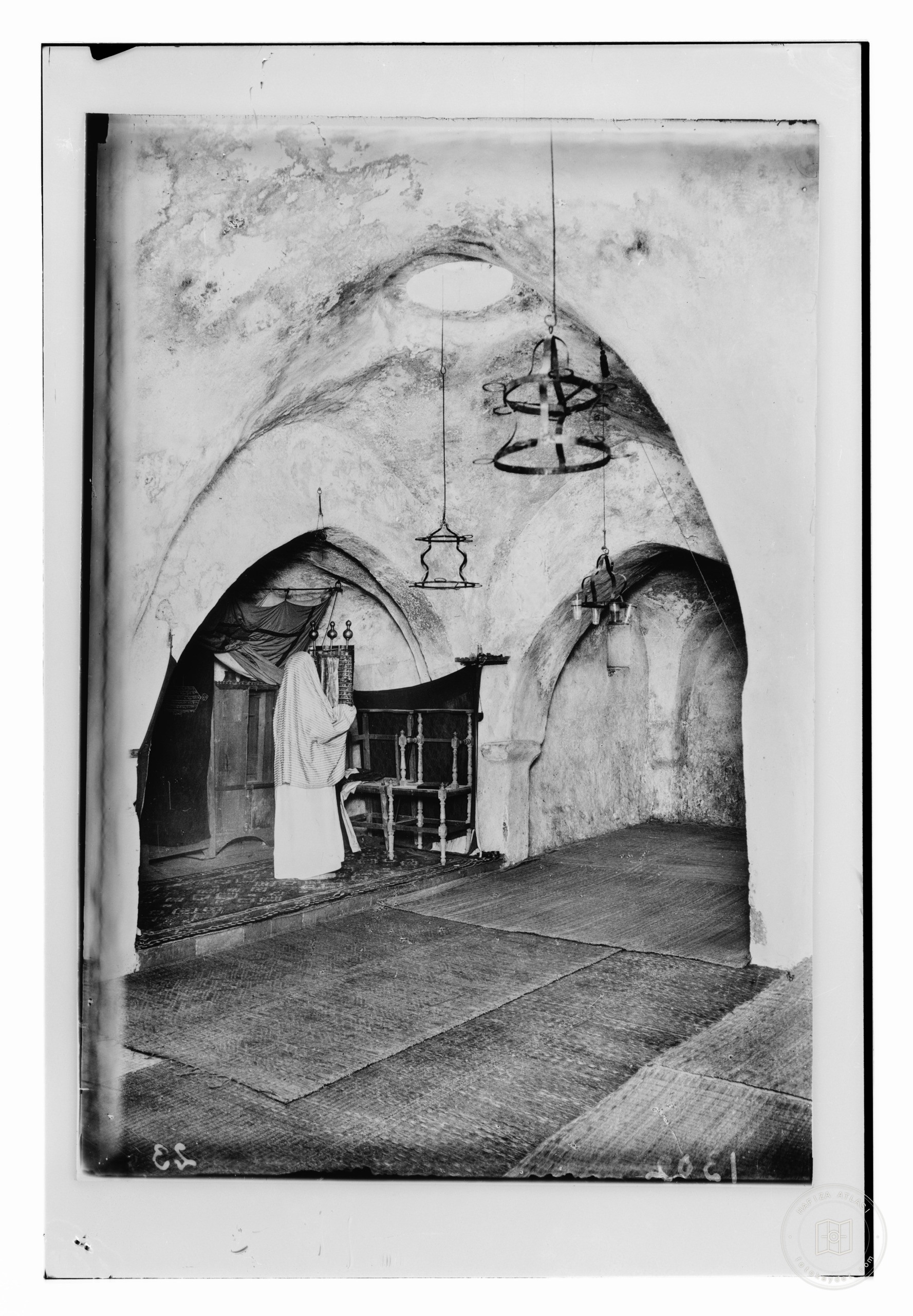 The Samaritans of Nablus (Shechhem). The Samaritan synagogue