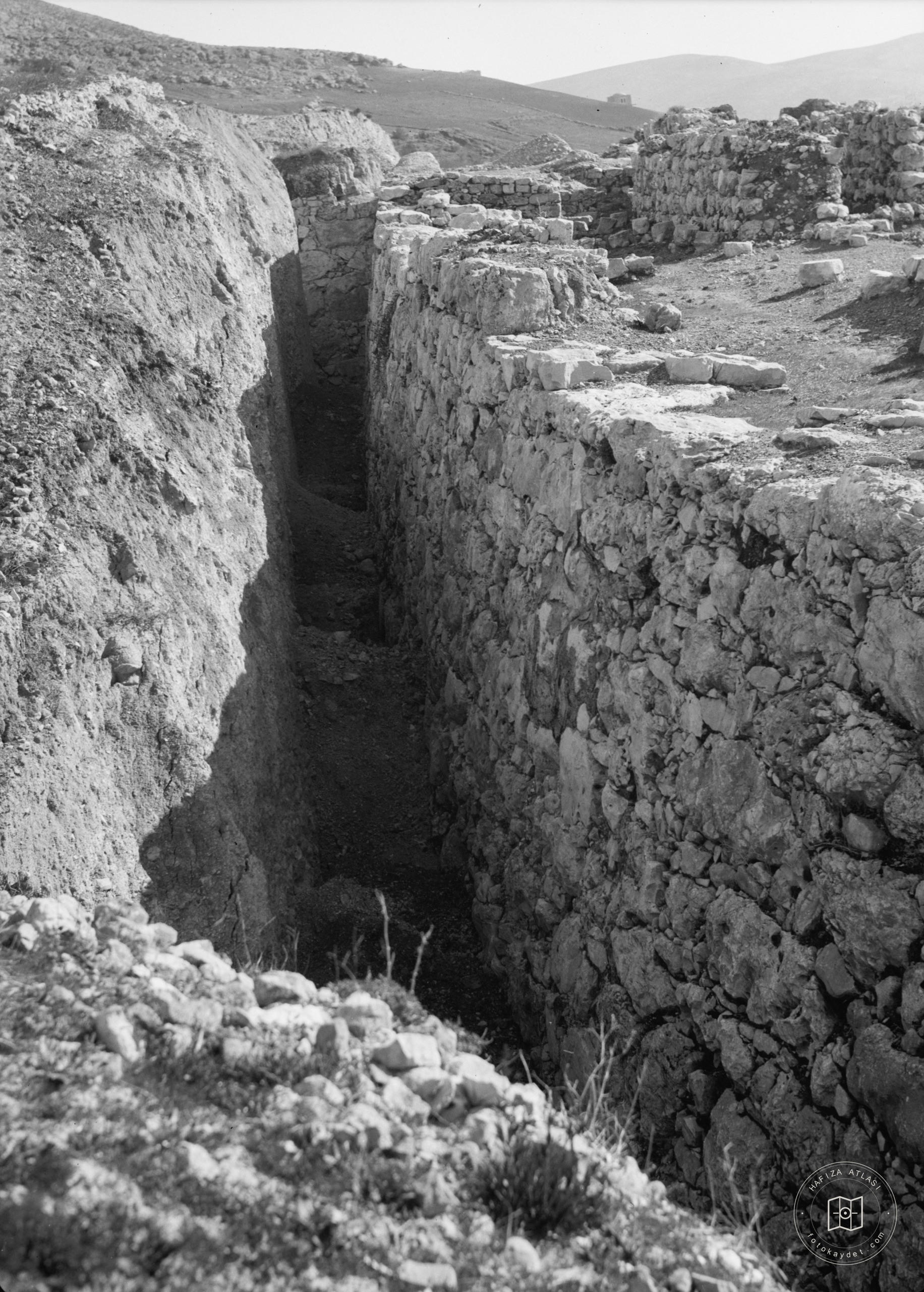 Ancient Shechem, ramparts