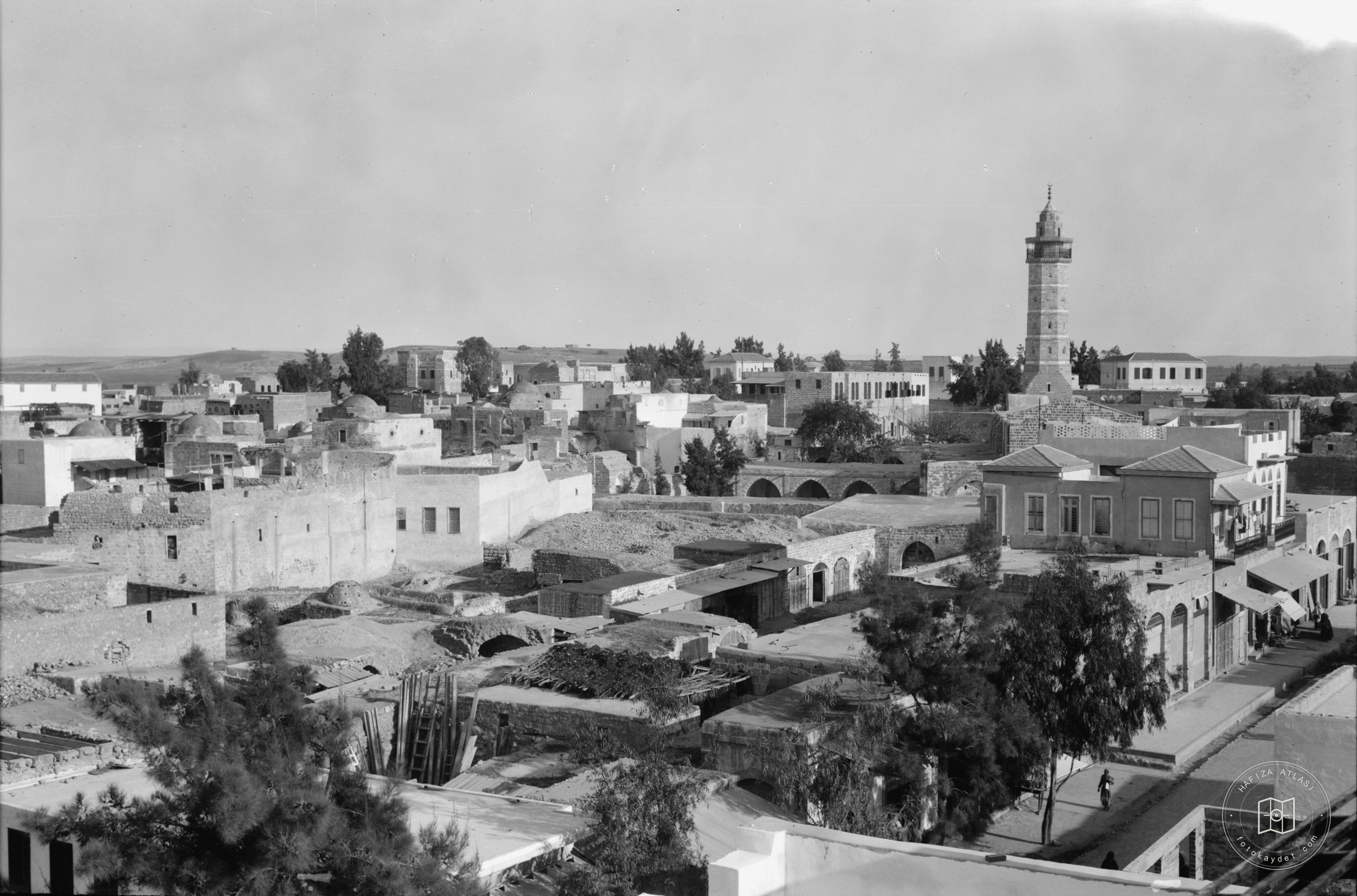 Gaza. (Ghuzze). Section near the mosque
