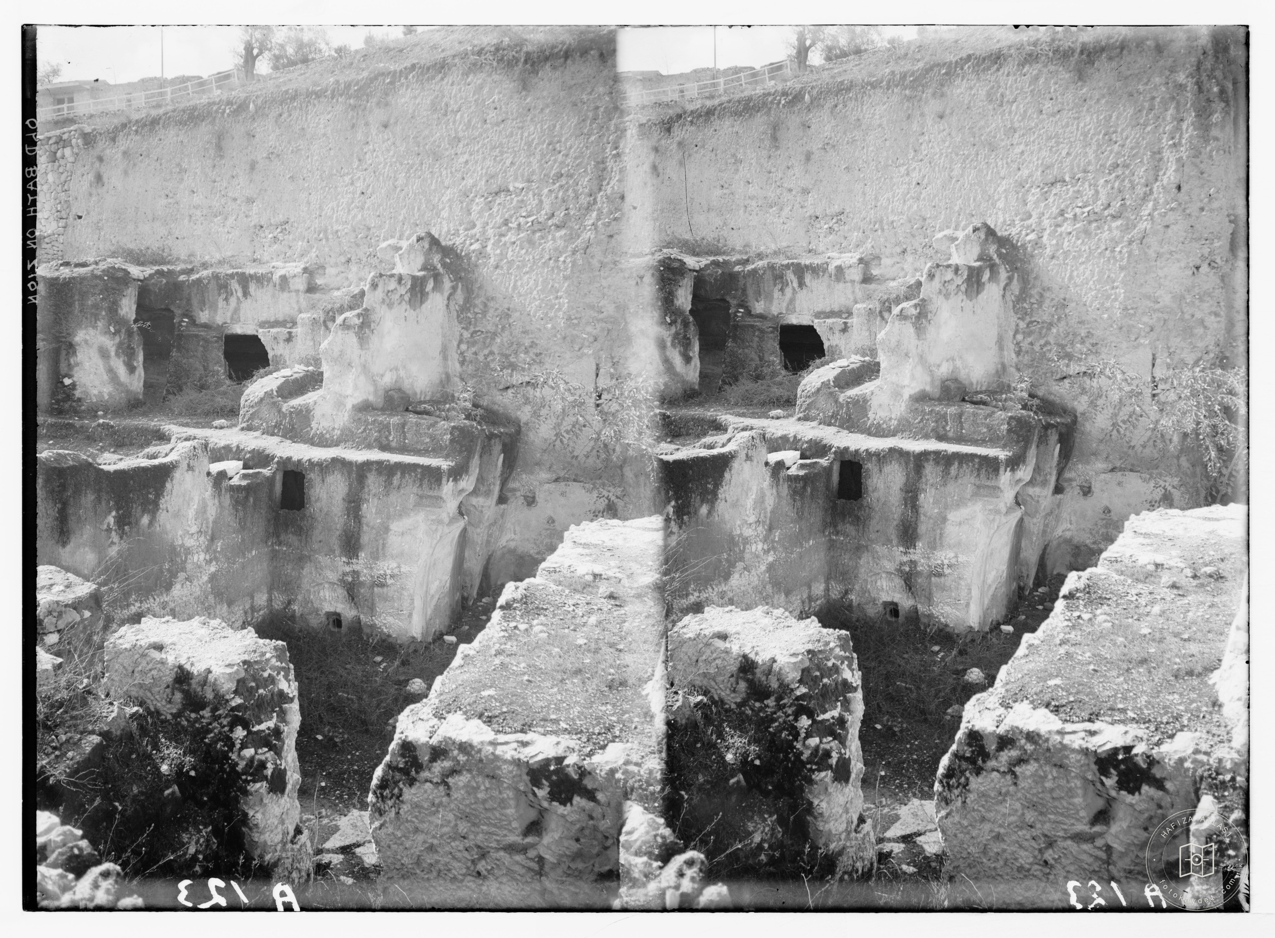 Excavations on Ophel Jerusalem. Rock-cut tombs