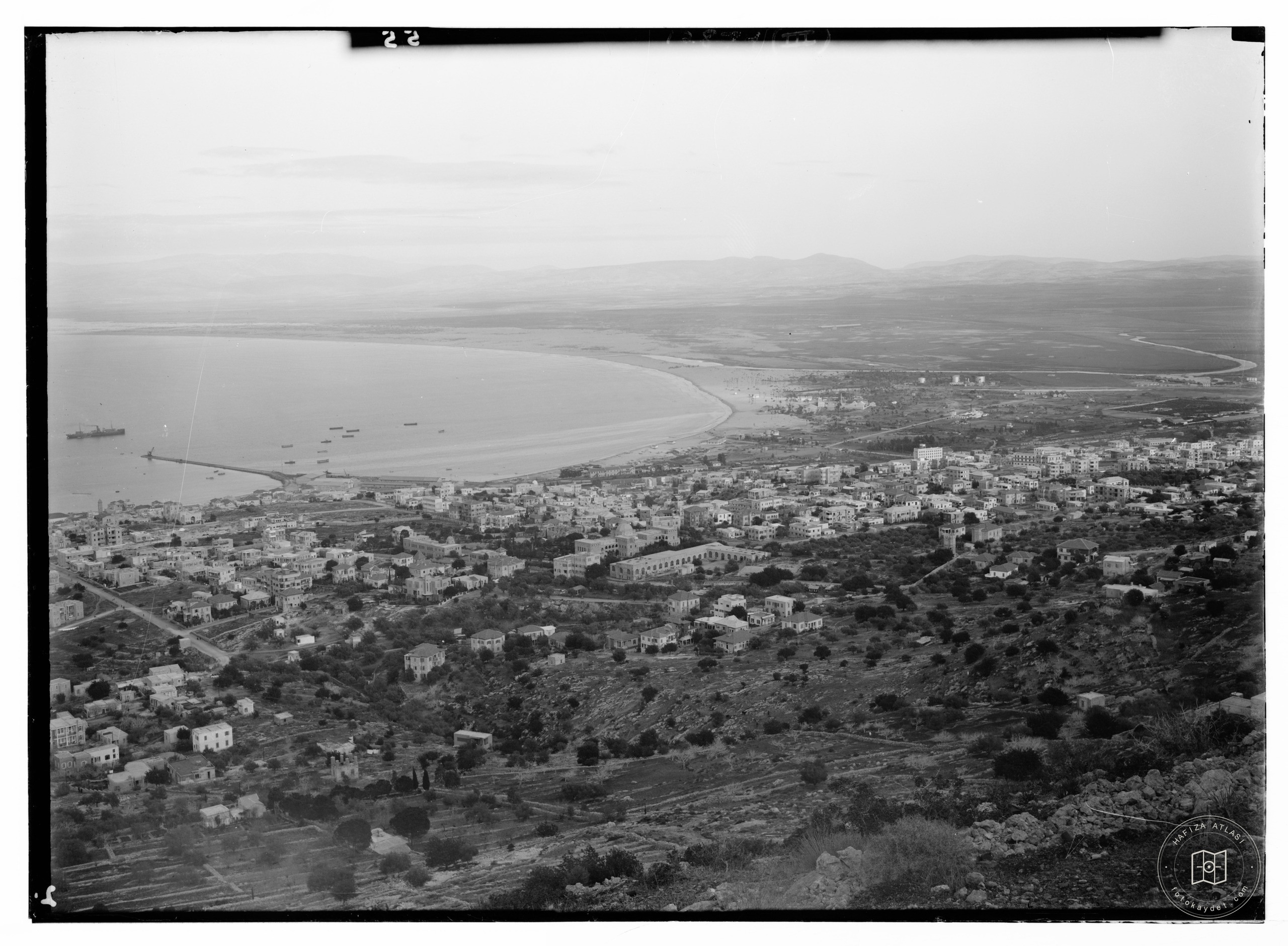 Hayfa — Liman ve kıyıdan görünüm · 4